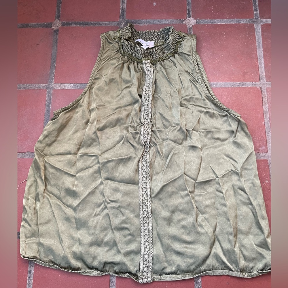 Red Haute Olive Green Sleeveless Blouse